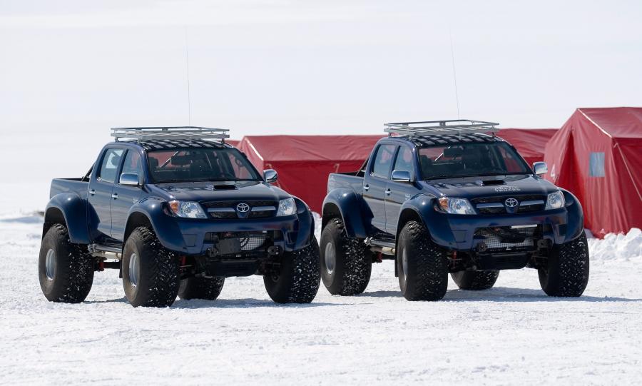  Toyota Hilux Claims Second Pole Position 2009 года  (фото 1 из 17)